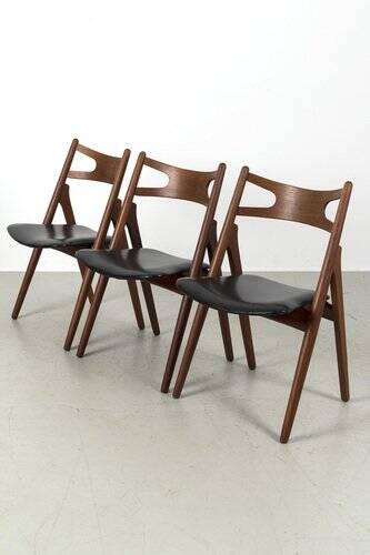 CH29P Sawbuck Dining Room Chairs, Set of 3