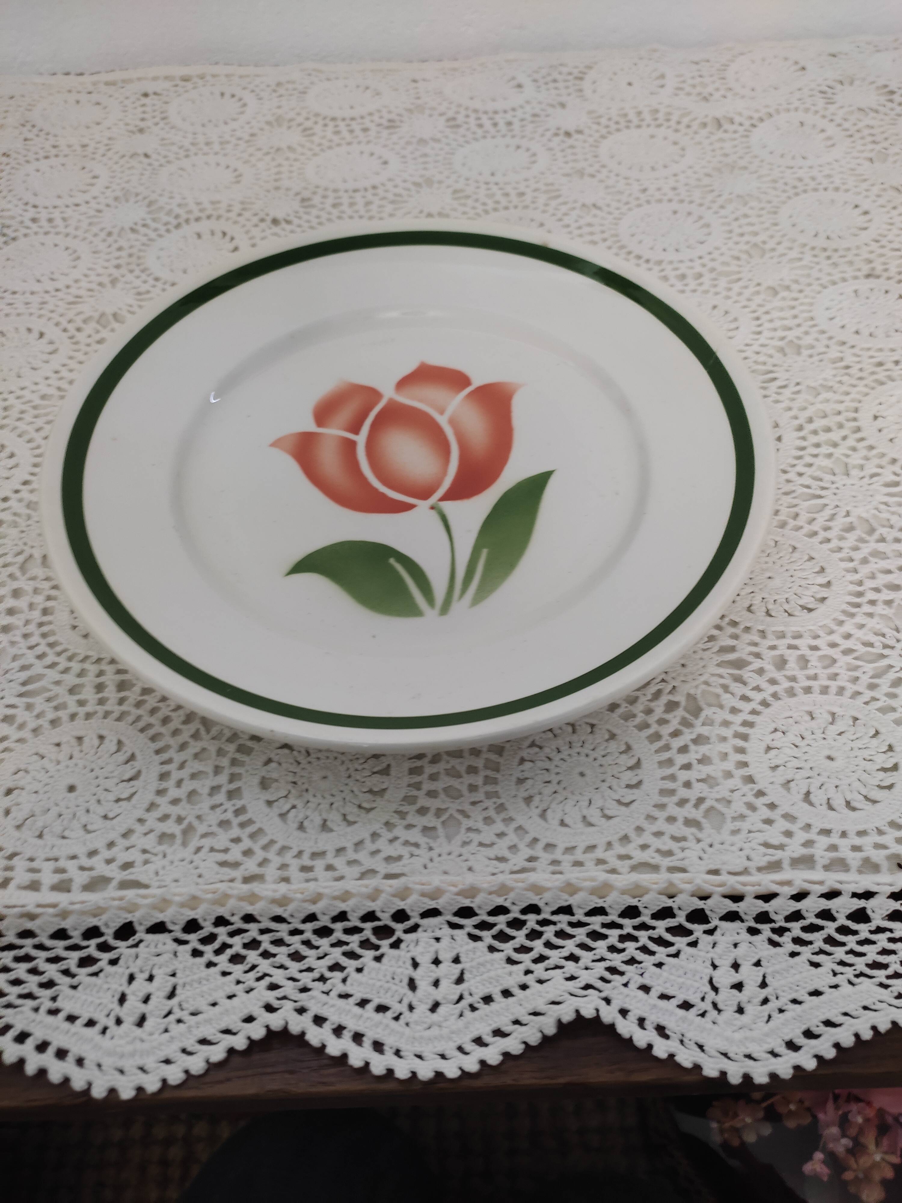 Plate mill of wolves