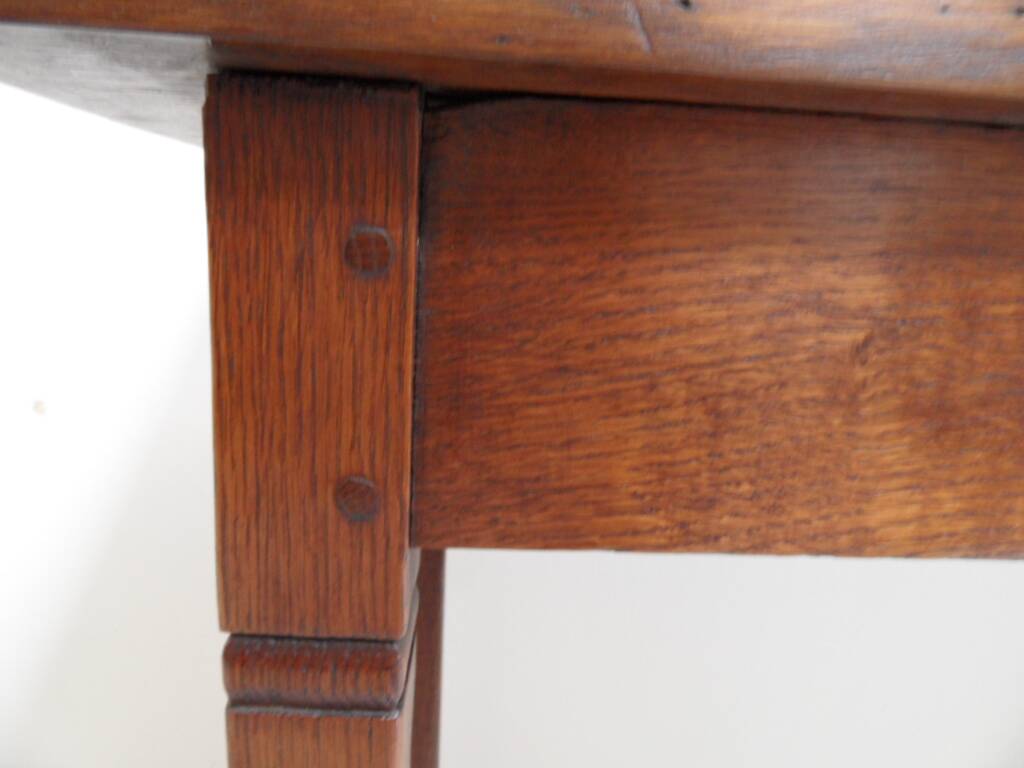 Antique oak sidetable
