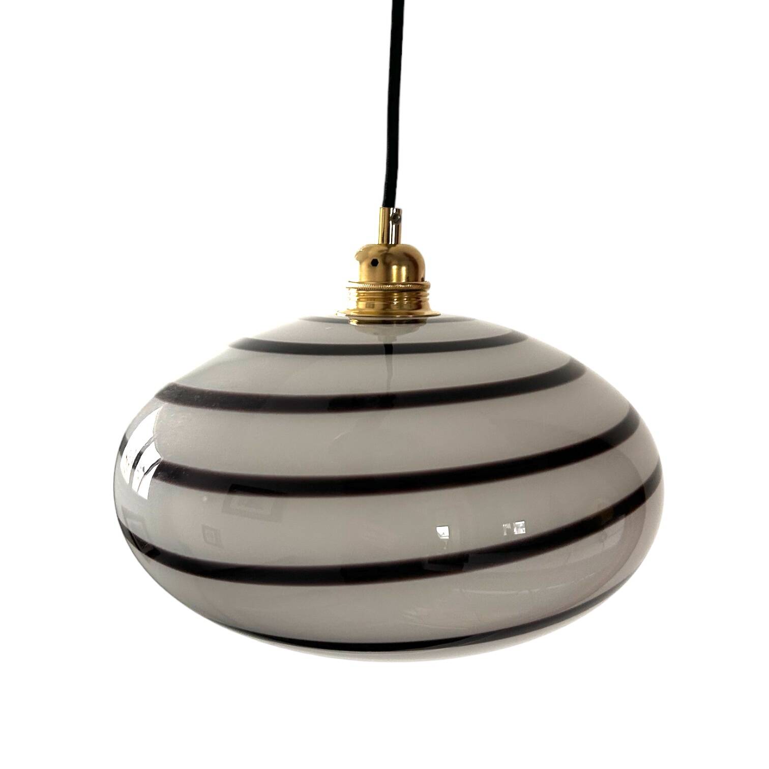 Spiral glass pendant light