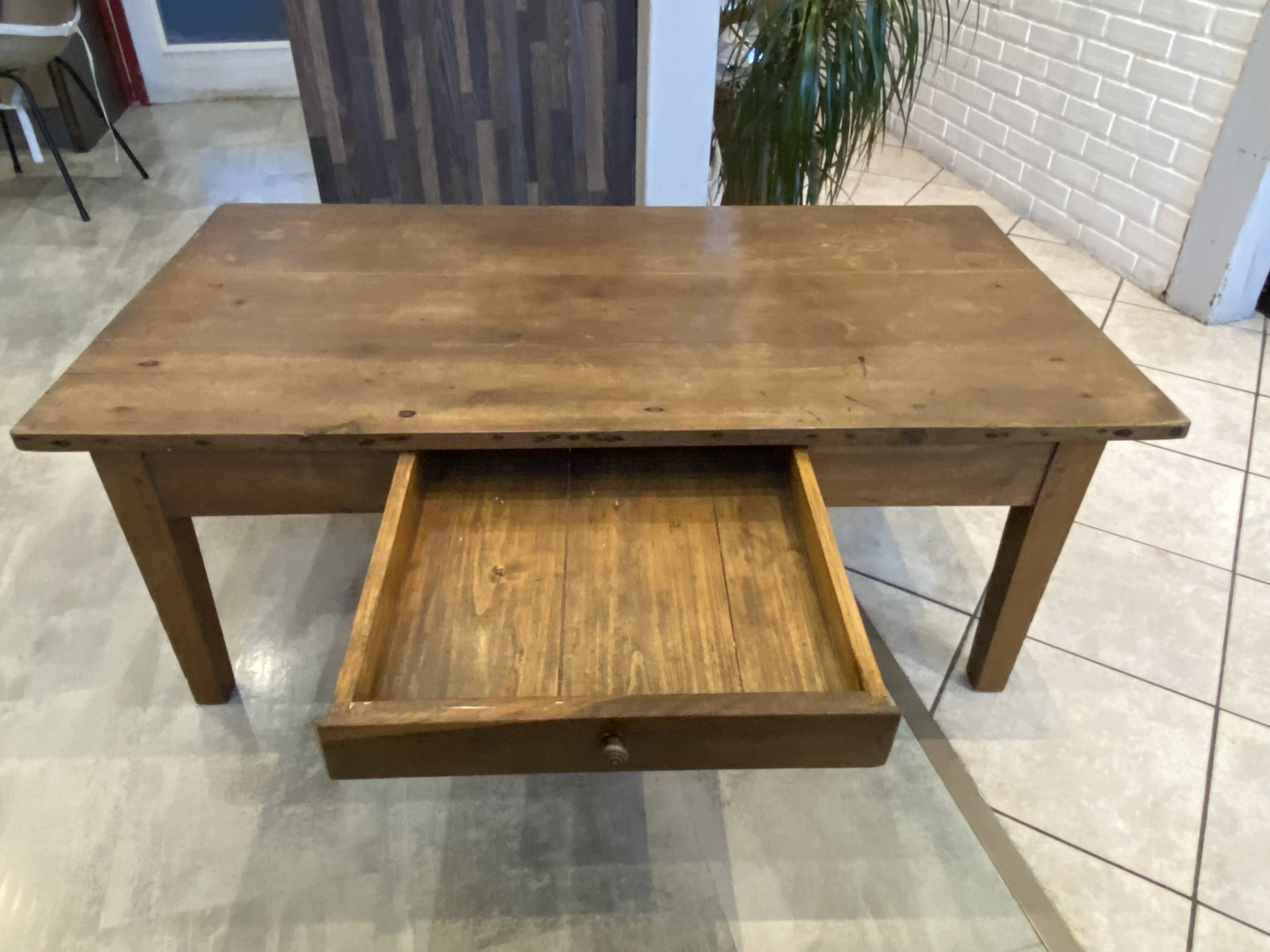 Rustic farmhouse coffee table, solid oak with 1 drawer, 1930.