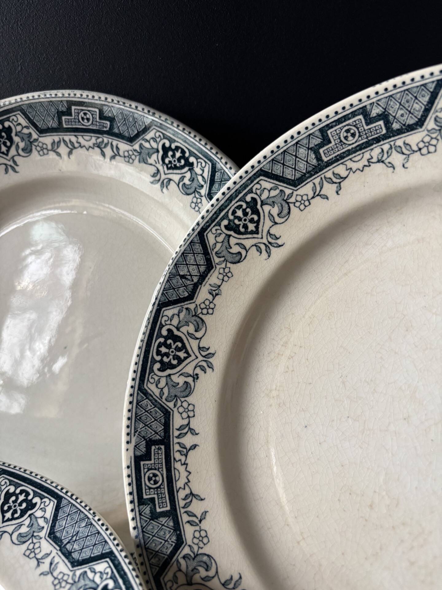 Saint-Amand flat plates