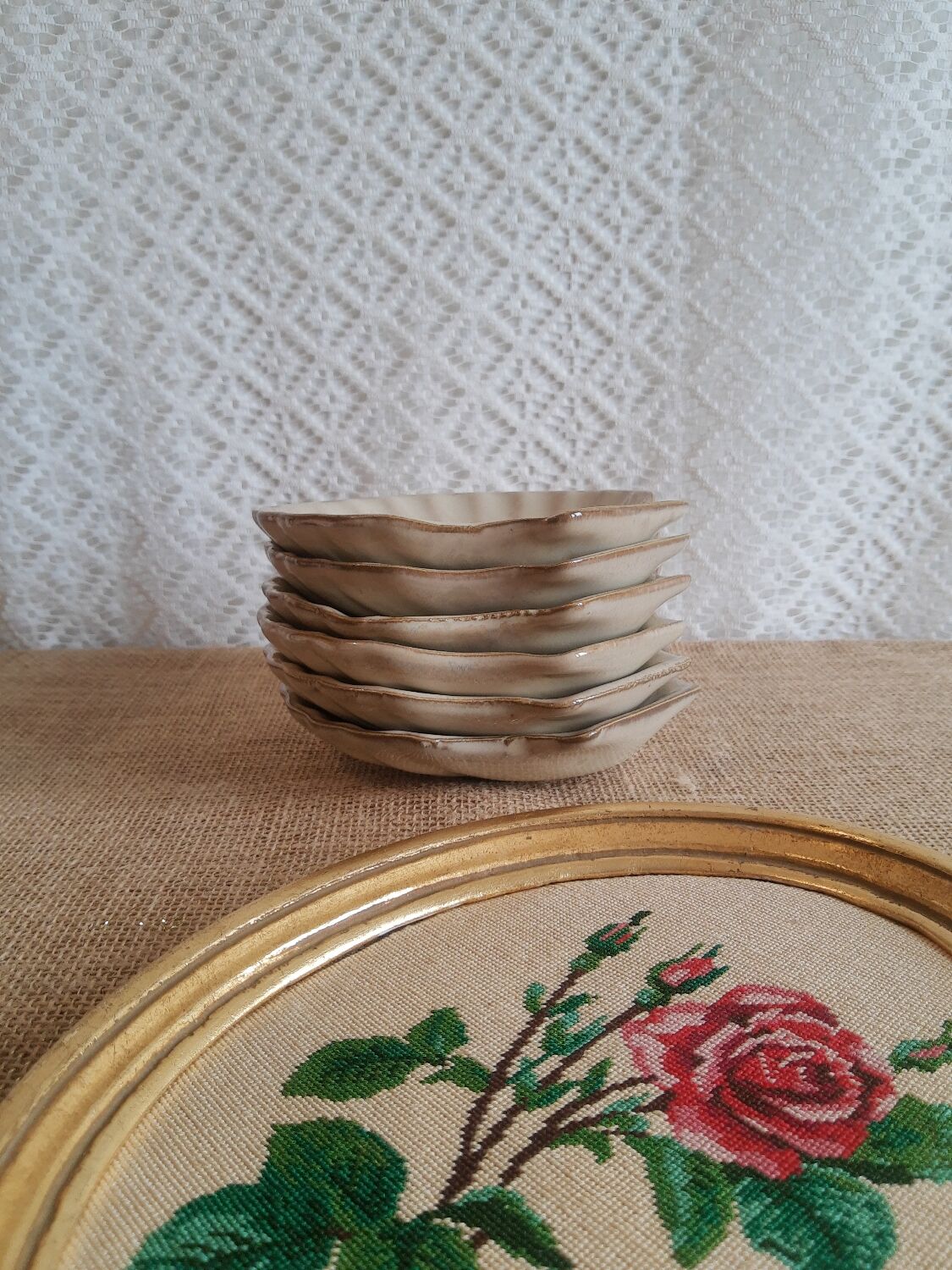Set of 6 shells, ramekins, vintage ceramic cups