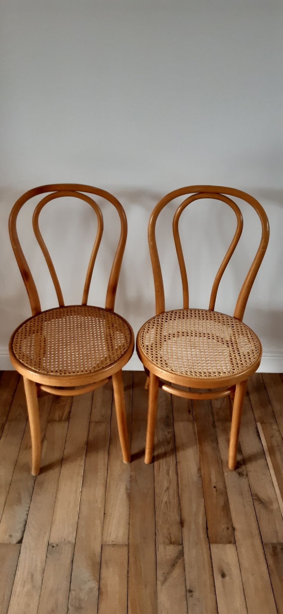 Set of 4 bistro chairs in turned wood and cannage rattan 50s