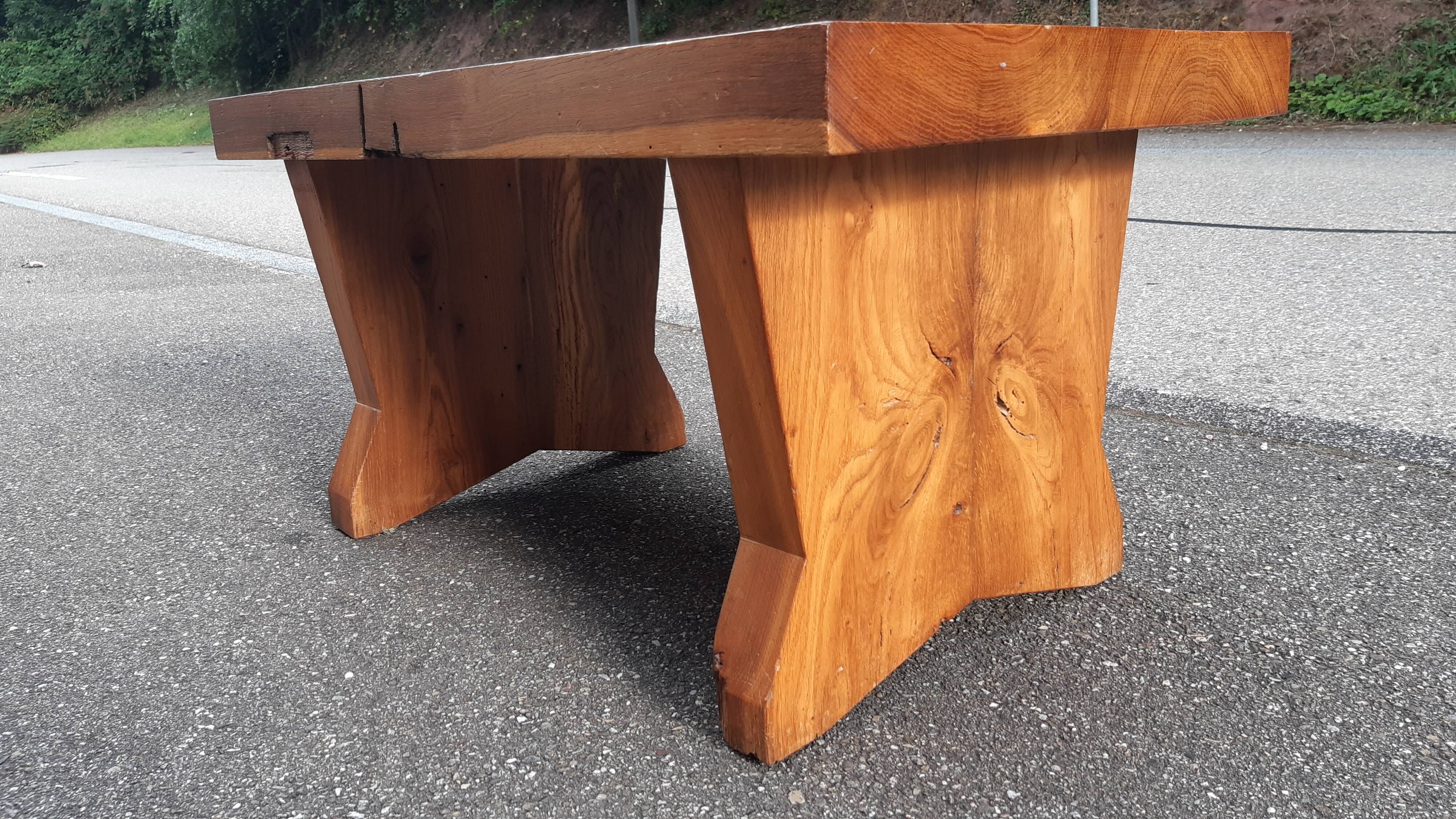 Table basse brutaliste chêne massif