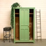 Parisian wardrobe with sliding doors