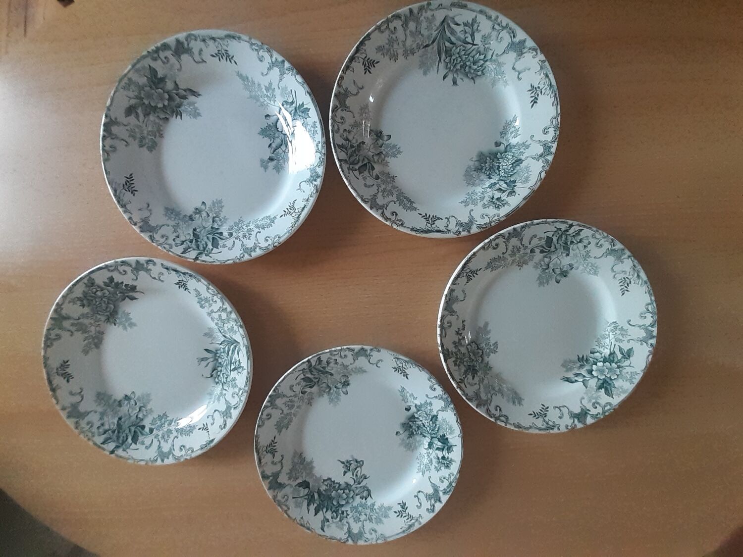 Iron earth plates - Choisy le Roi- Floréal