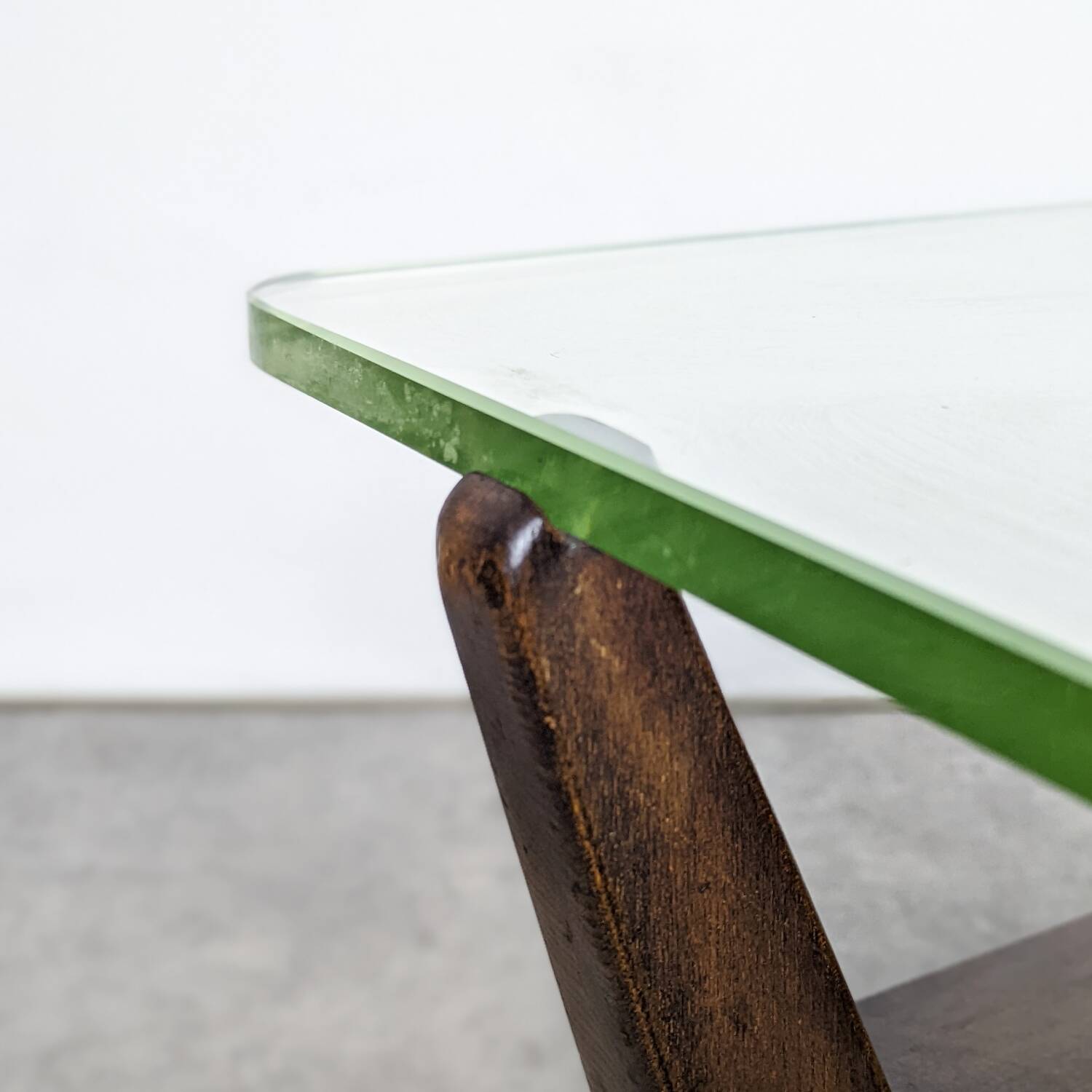 Table basse moderniste de Jan Vaněk pour Krásná Jizba