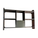 Wall shelf with lockers