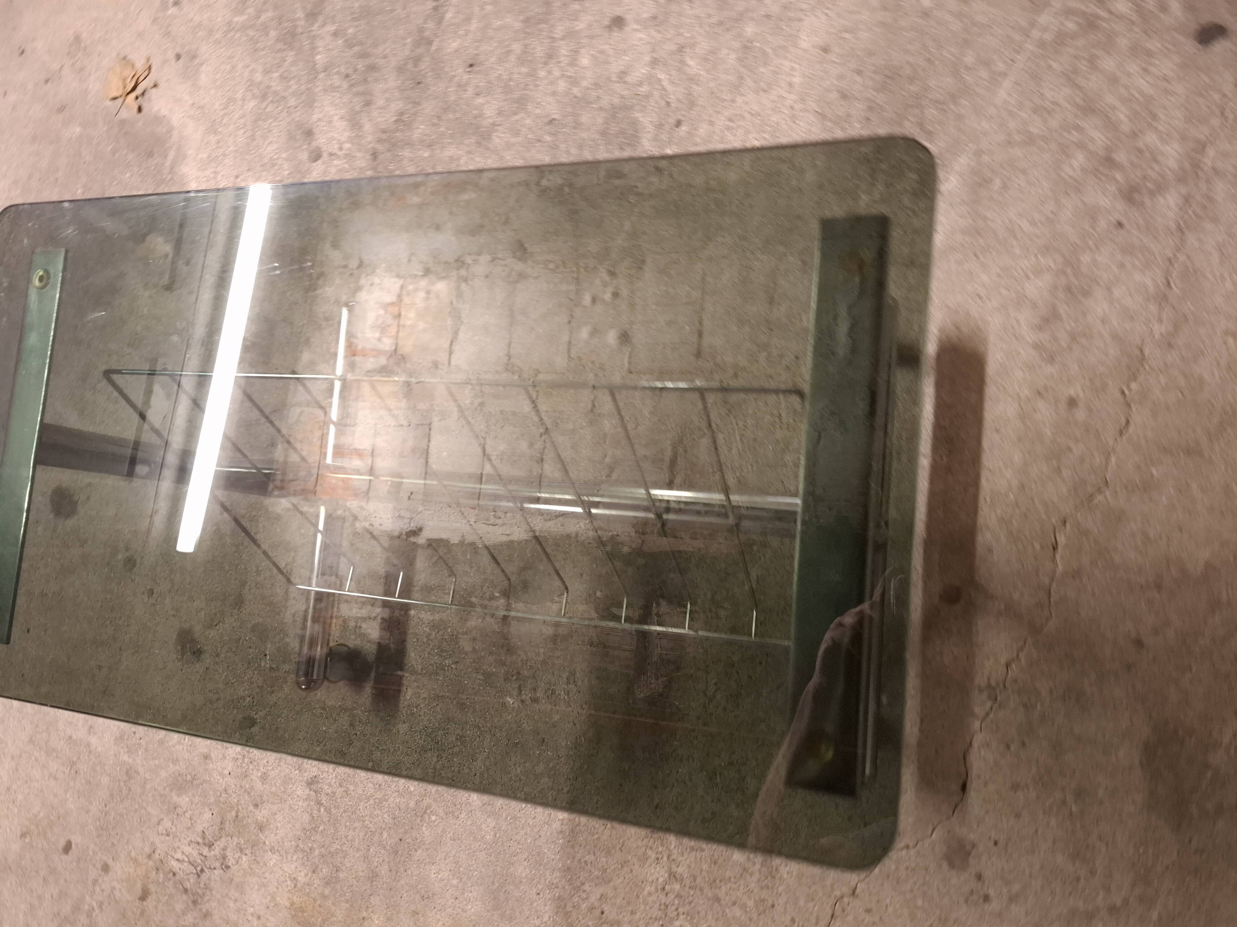 Vintage 70's coffee table, magazine rack