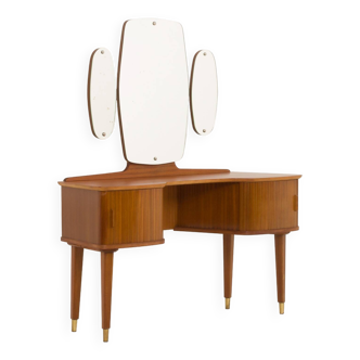 Scandinavian dressing table by Viken Mobelfabrik, attributed to Fredrik Kayser, Norway, 1957