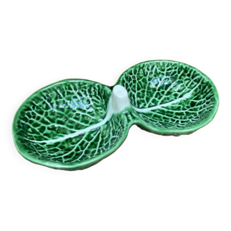 Salt and pepper shakers with cabbage leaf slip
