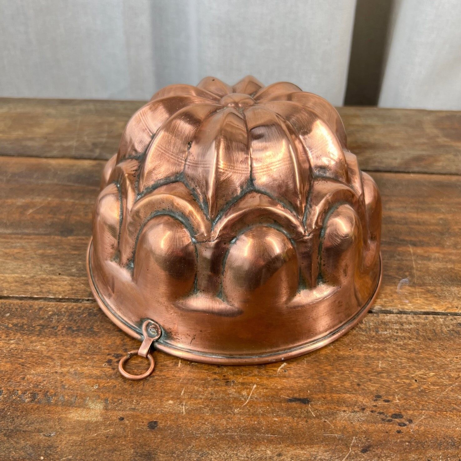 Round copper cake mold