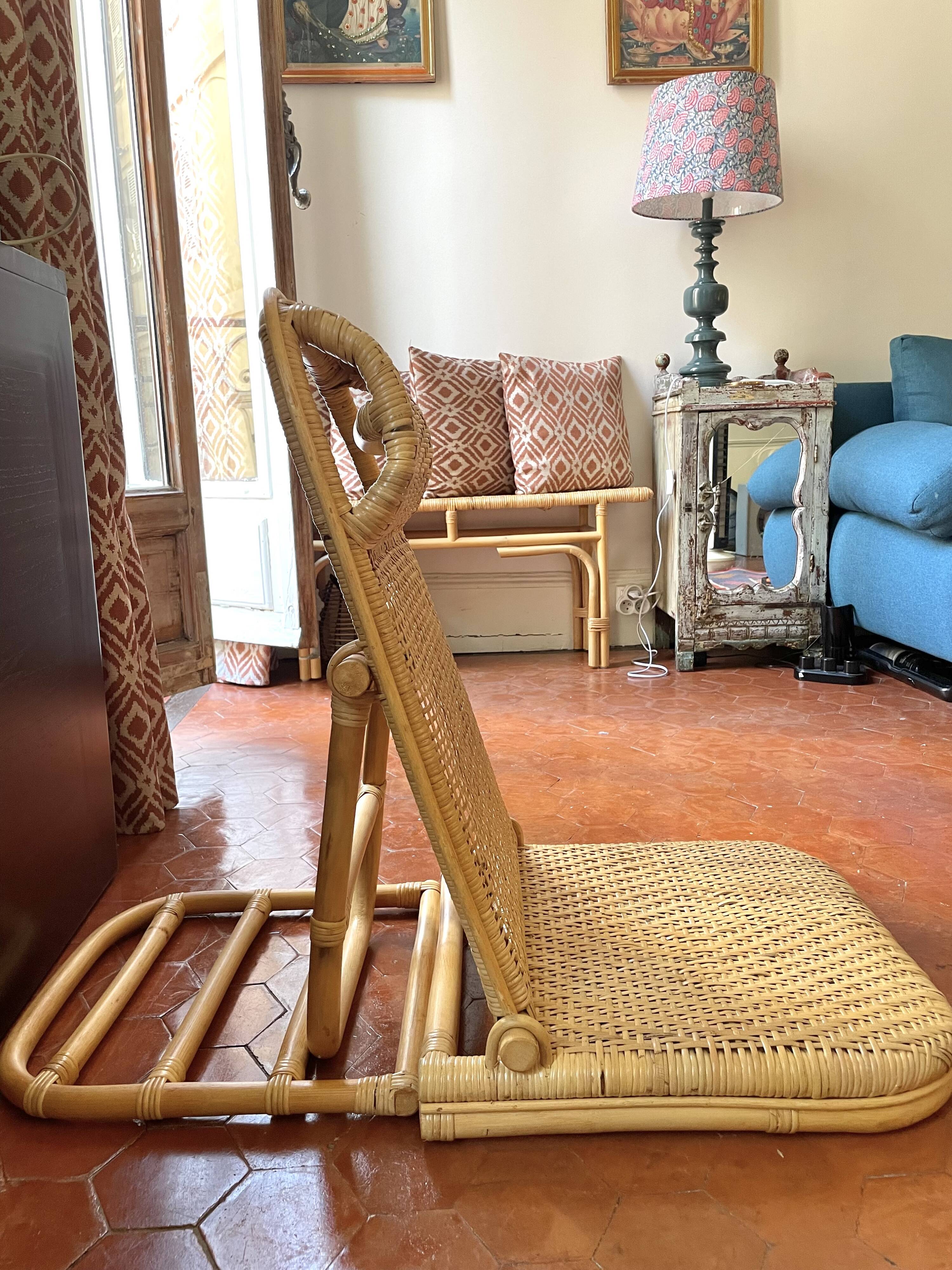 Paire de fauteuils pliables  en rotin