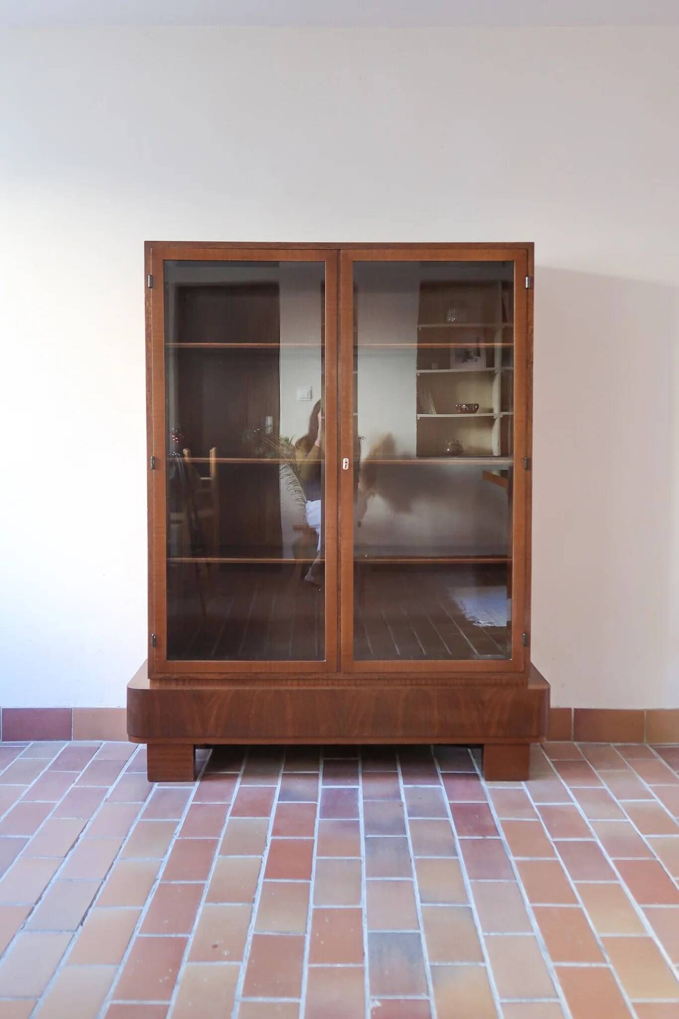 Glass library in walnut, Art Deco style, 1960s