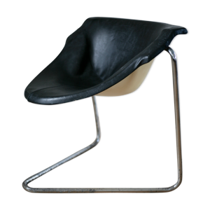Chaise Pussycat, édition