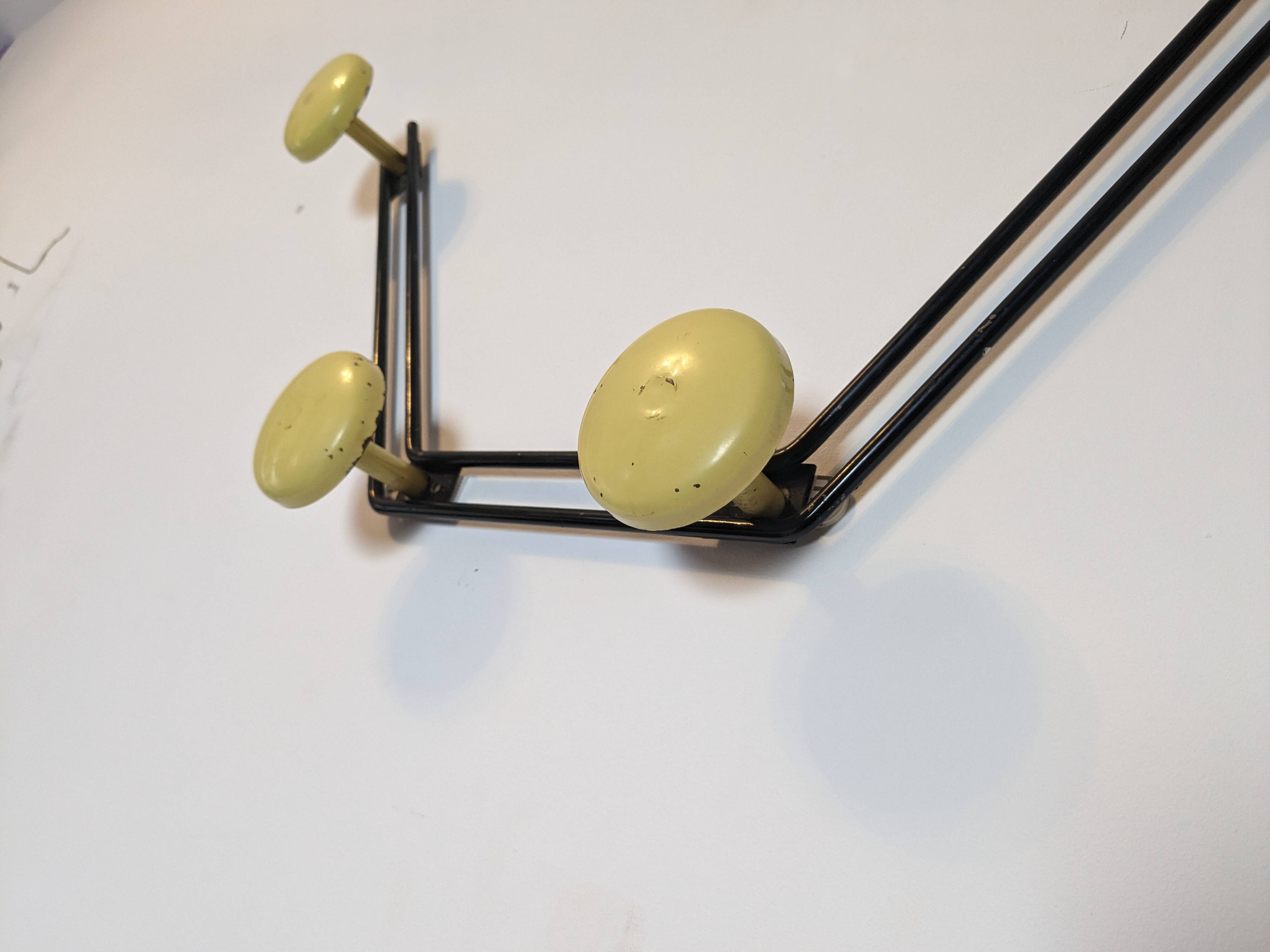 Patère quadruple metallique vintage jaune