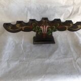 Artisanal candlestick in hand-painted solid wood, Scandinavian origin, folk art