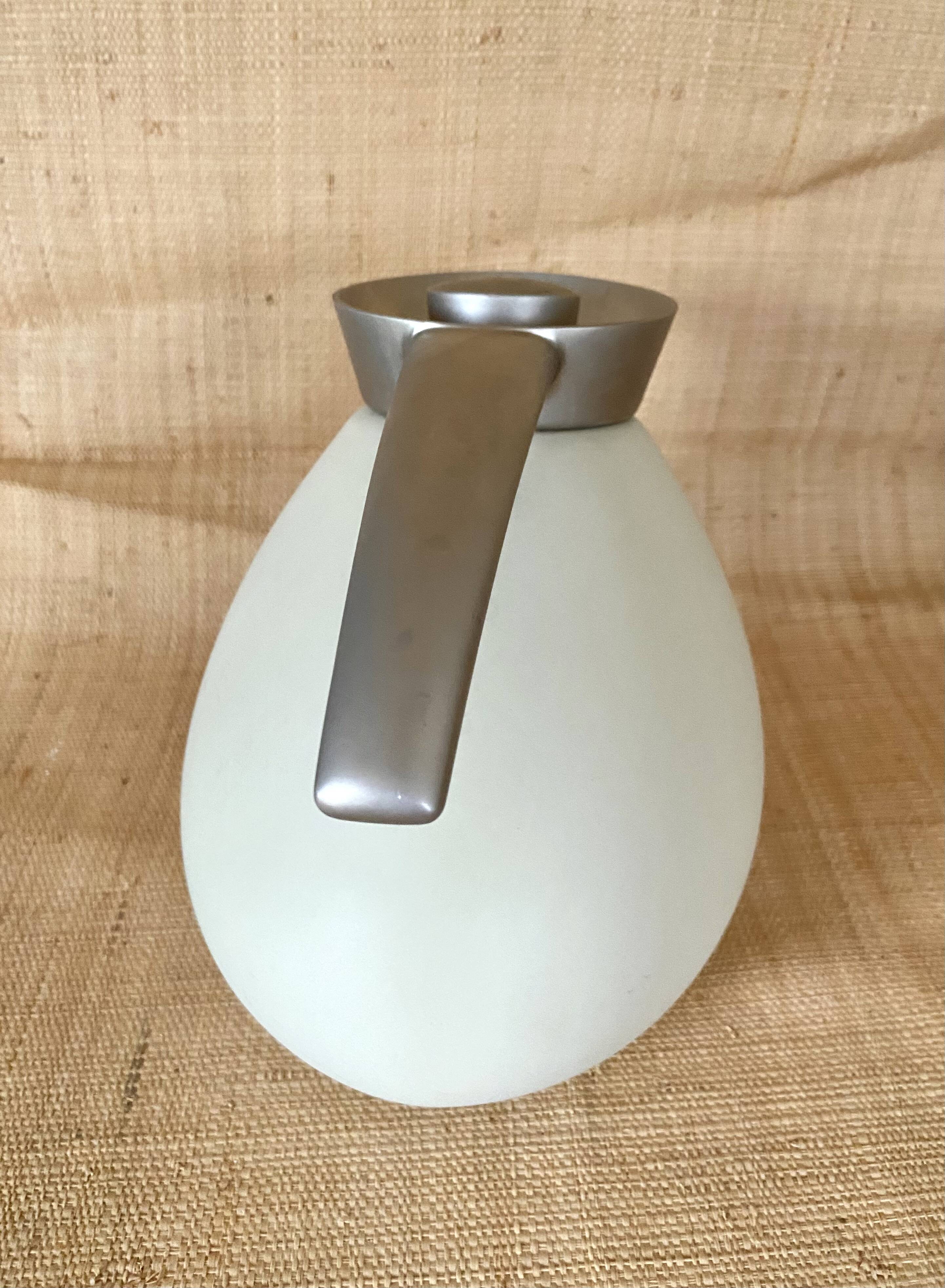 Carafe danoise  de Georg Jensen, 1990
