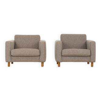 Rare pair of GE300 armchairs by Hans J. Wegner