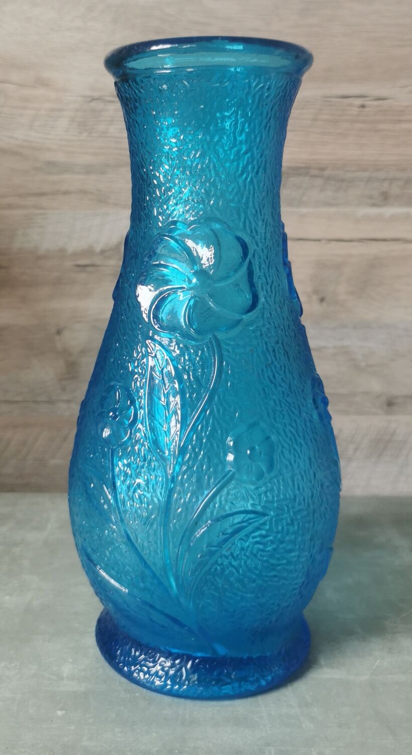 Italy molded glass vase