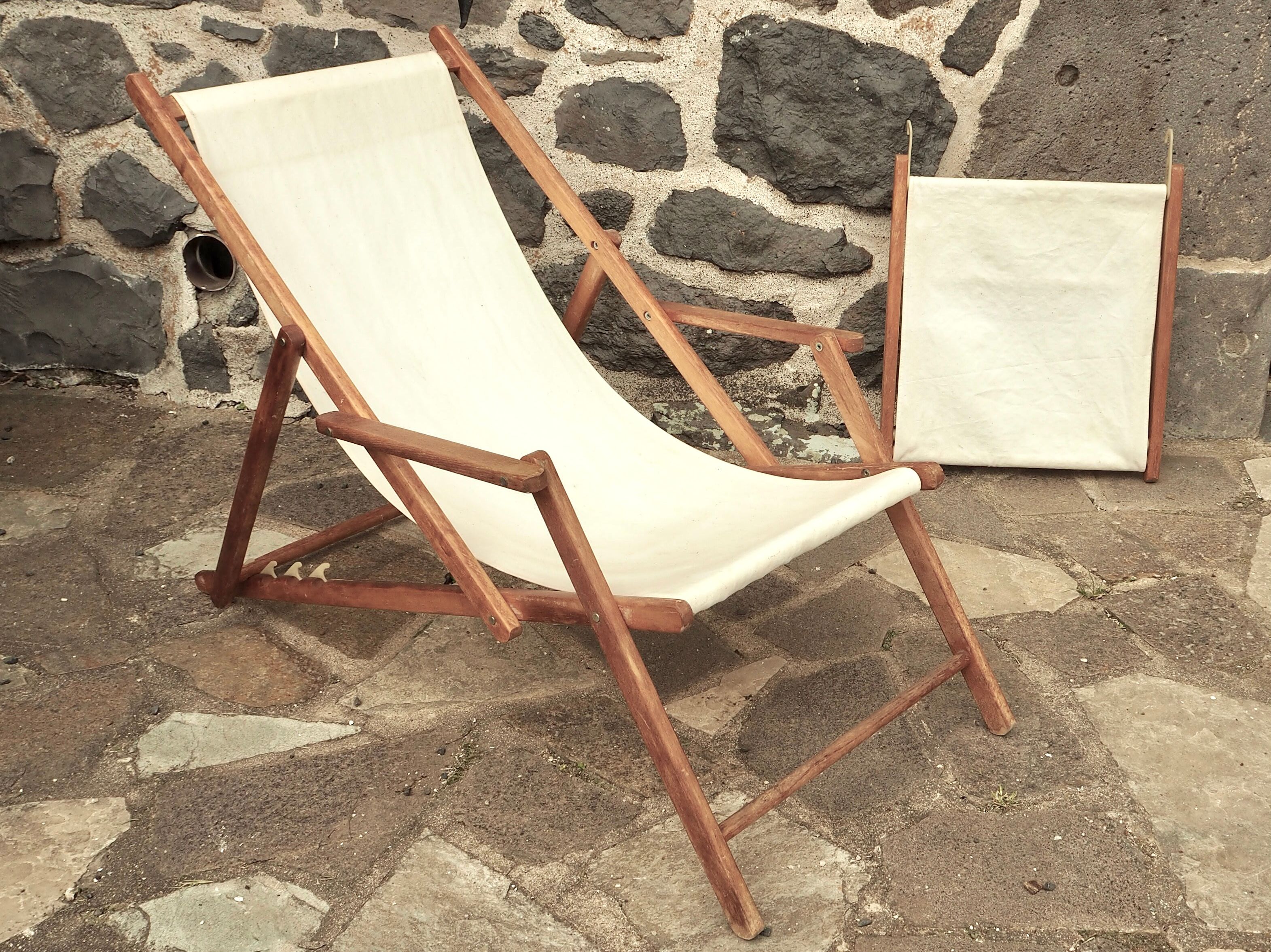 Deckchair with extension chaise longue, in wood and fabric