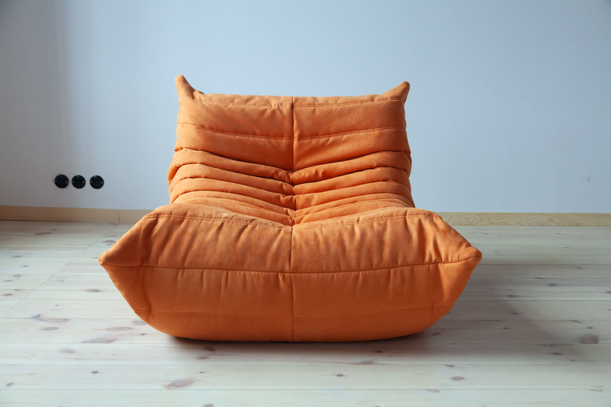 Pair of « Togo » armchairs, model designed by Michel Ducaroy 1973