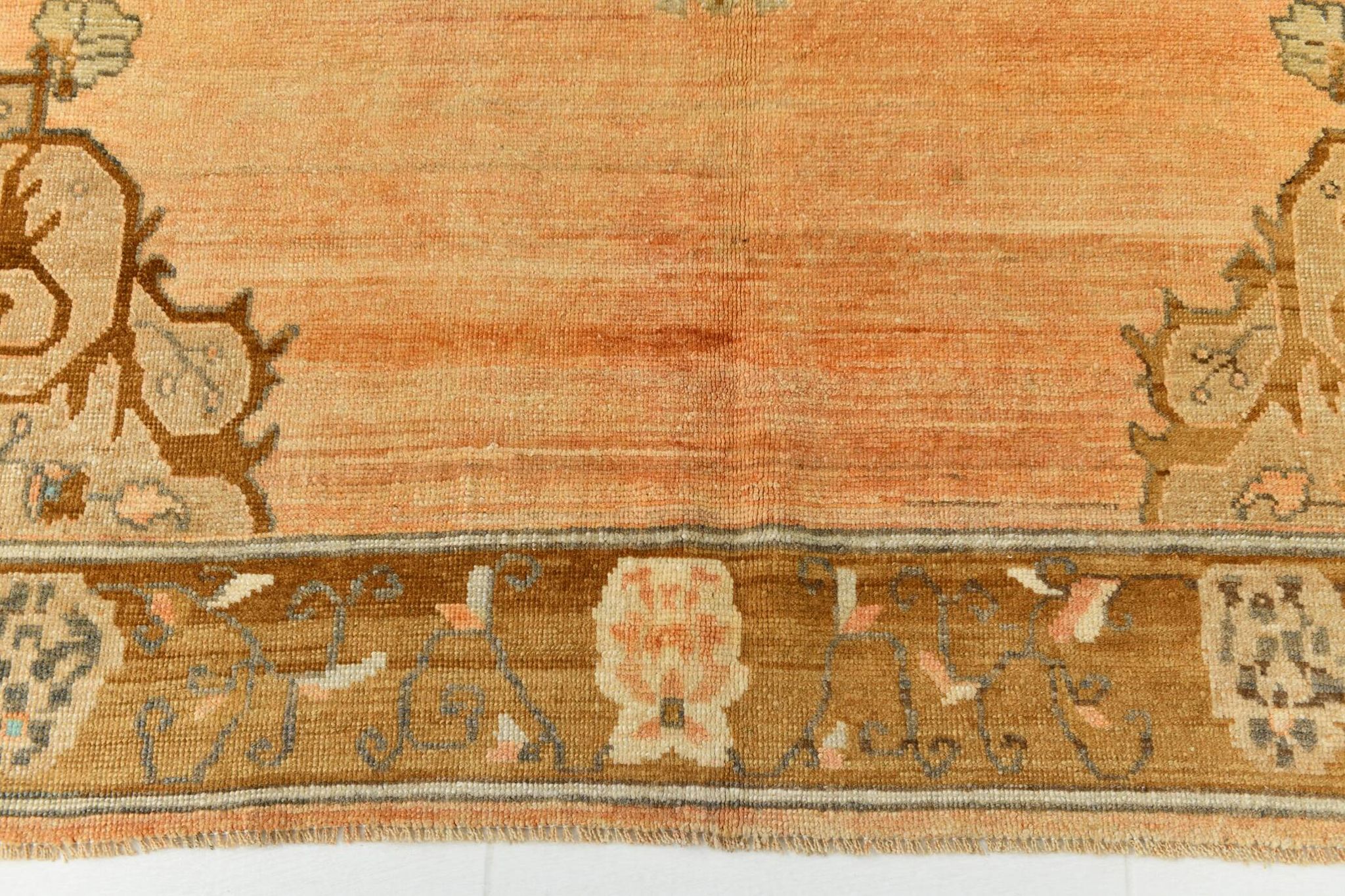 Tapis persan classique pêche et marron 7x10, 204x313 cm