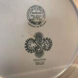 Pair of iron earth plates