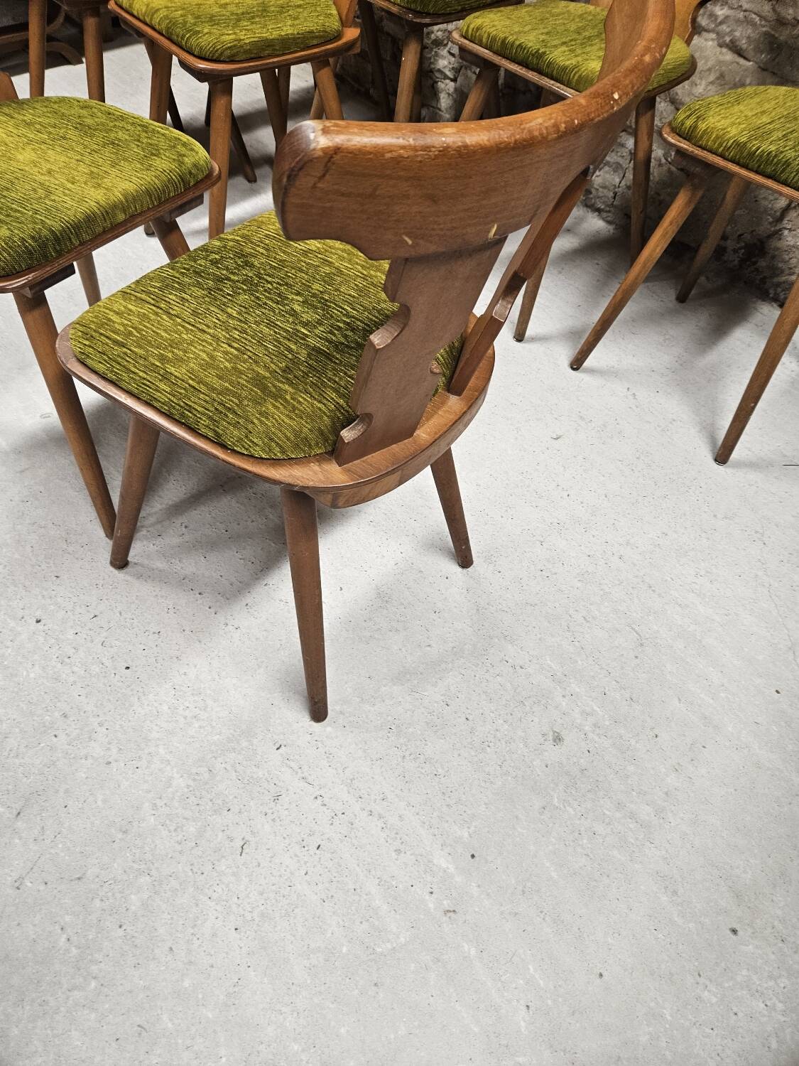 Lot  8 chaises bistrot 1970"