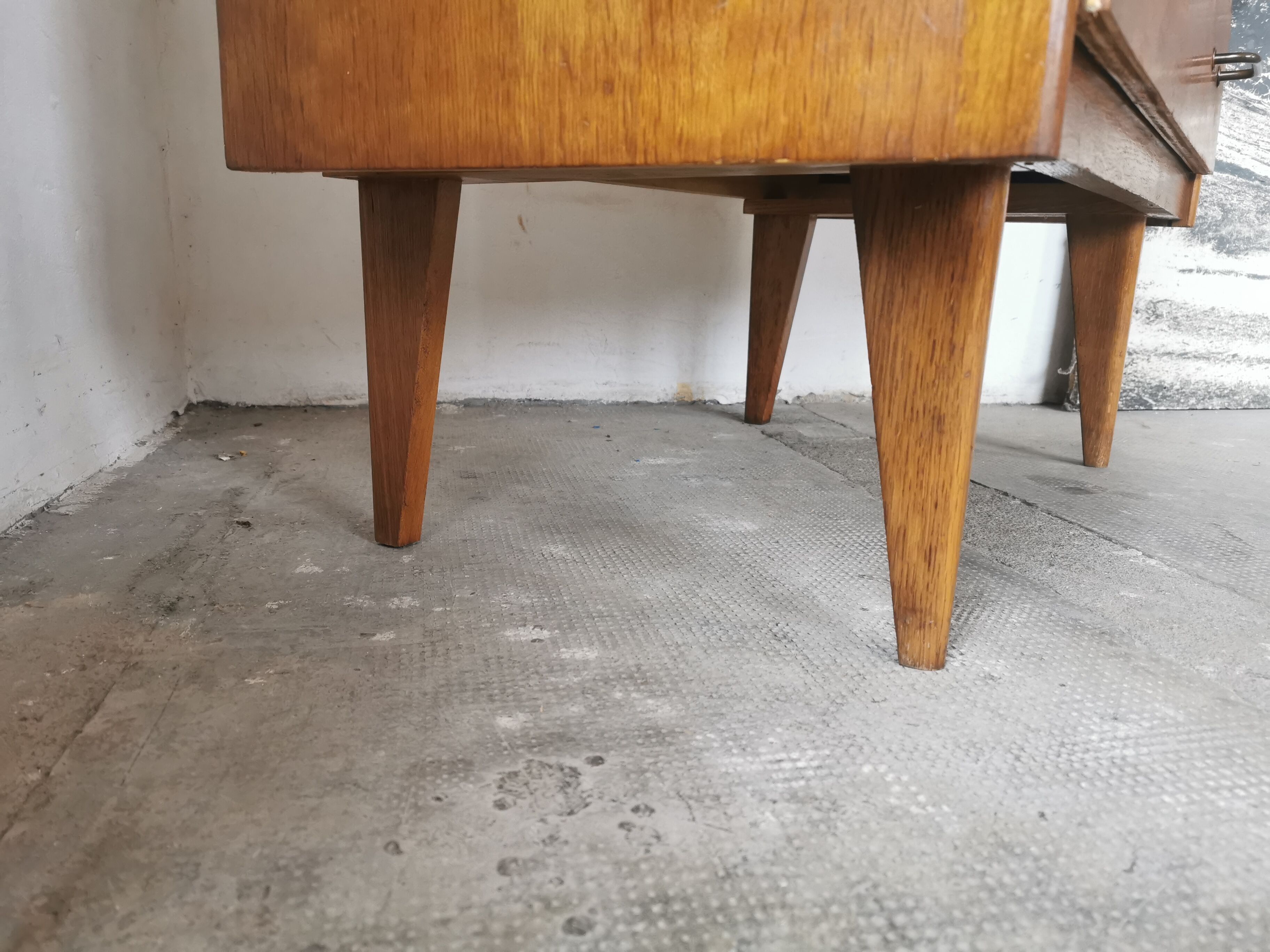 Chest of drawers from the 50s, compass feet