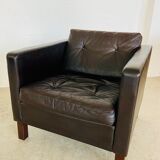 Vintage retro Danish club chair in brown leather by Erik Jørgensen