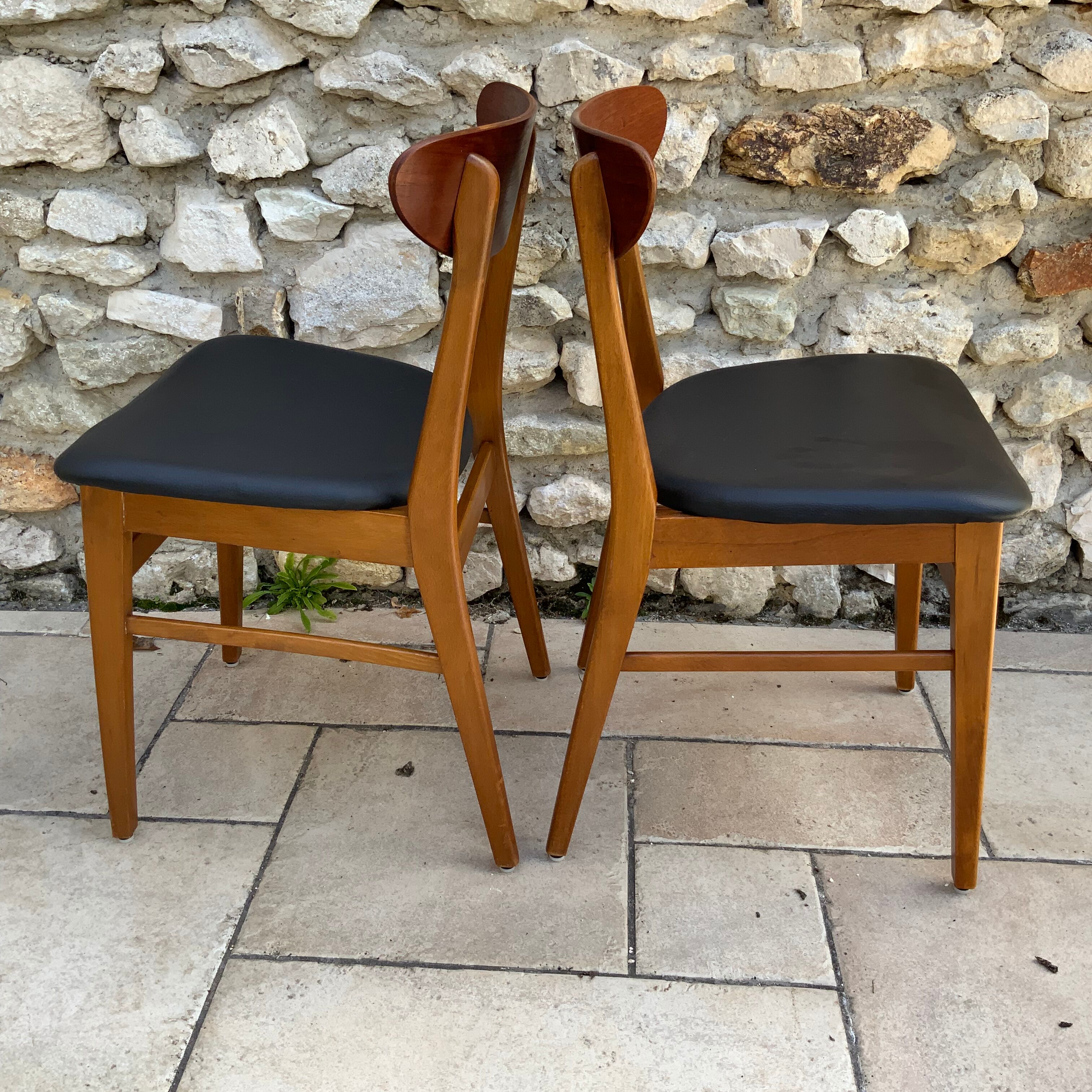 Series of 12 Scandinavian design chairs 1960s"