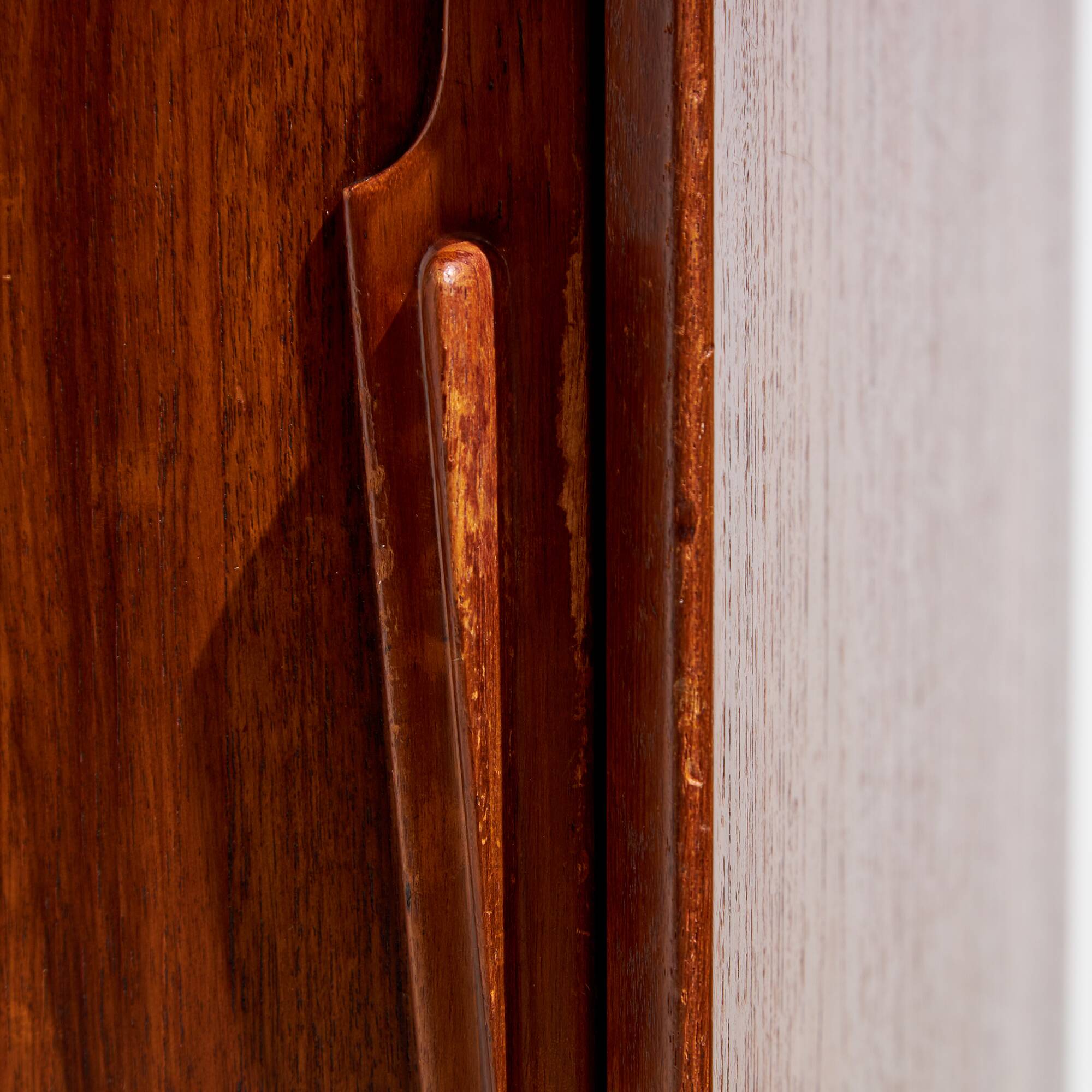Model 19 teak highboard by gunni omann for omann jun møbelfabrik (mk10397)