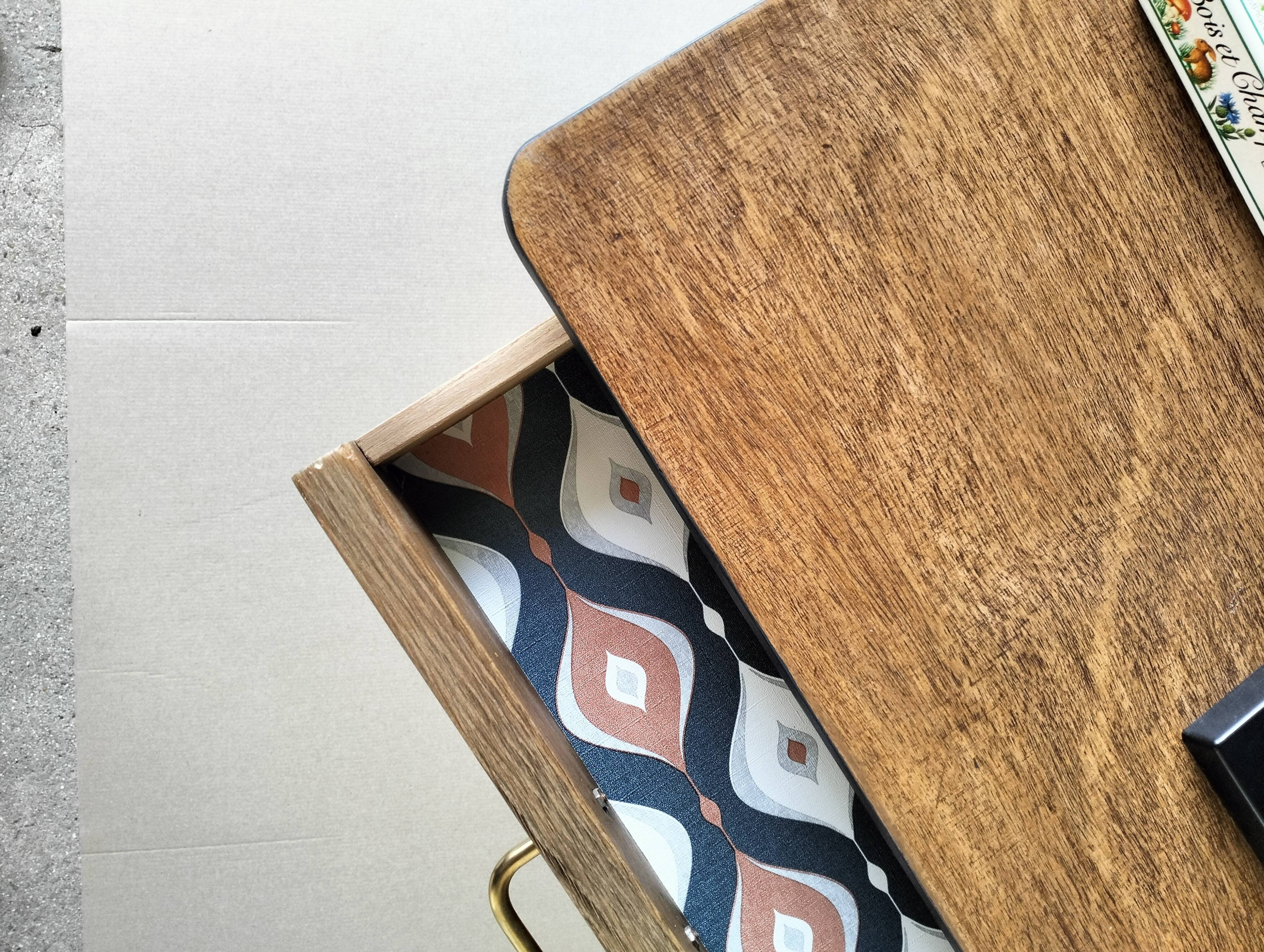 Table de chevet