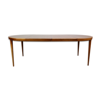 Swedish walnut dining table by B. Fridhagen for Bodafors, 1960s