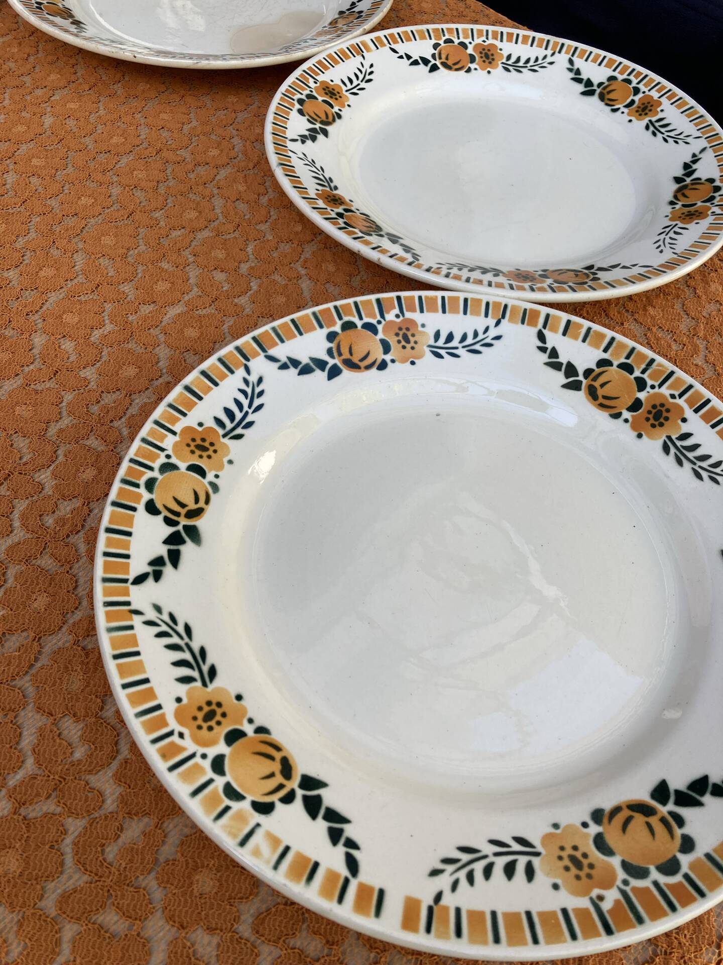 Cake stand and plates chic country Ceranord model Corbei