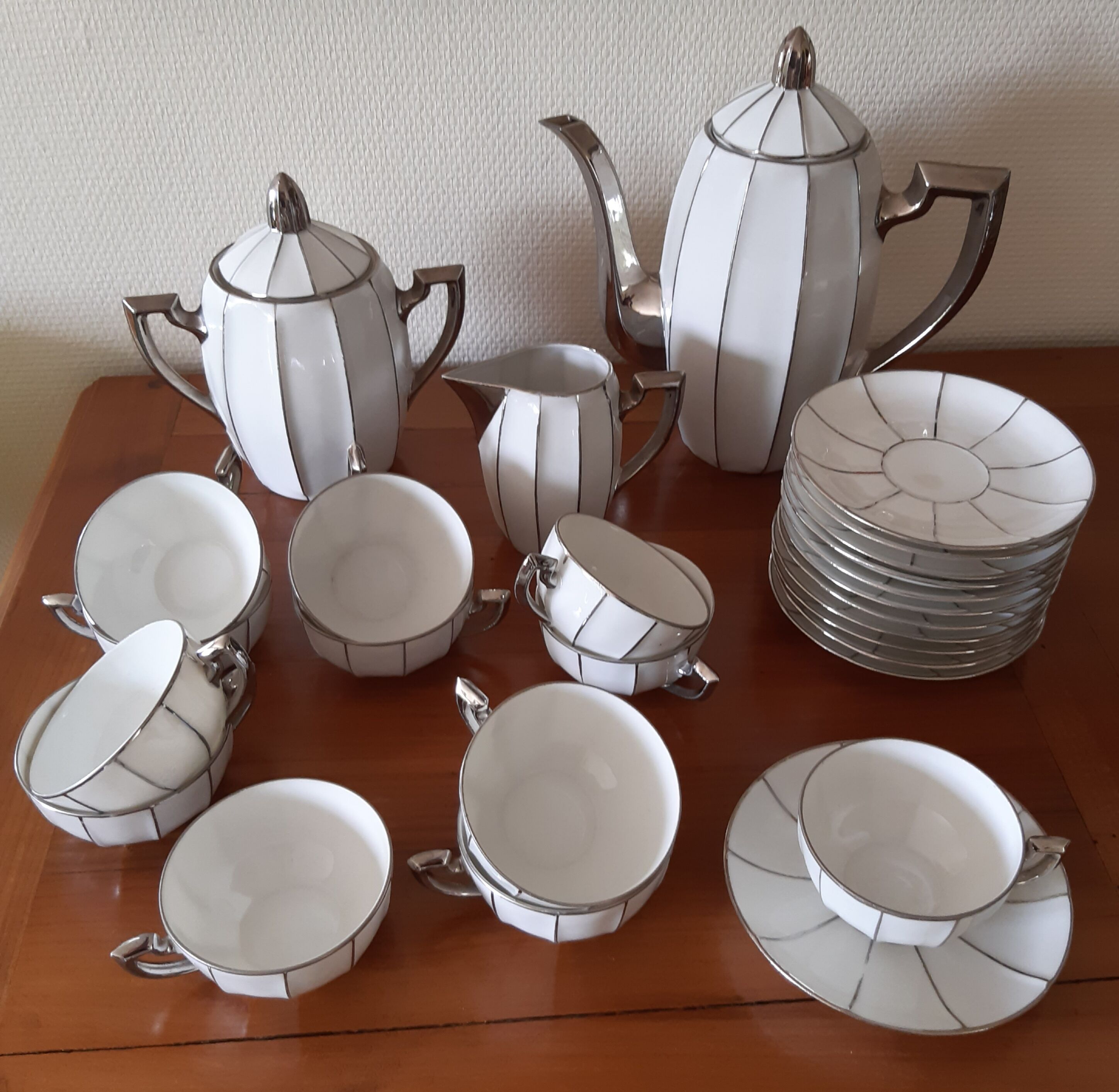 Art Deco coffee service, porcelain, 12 cups