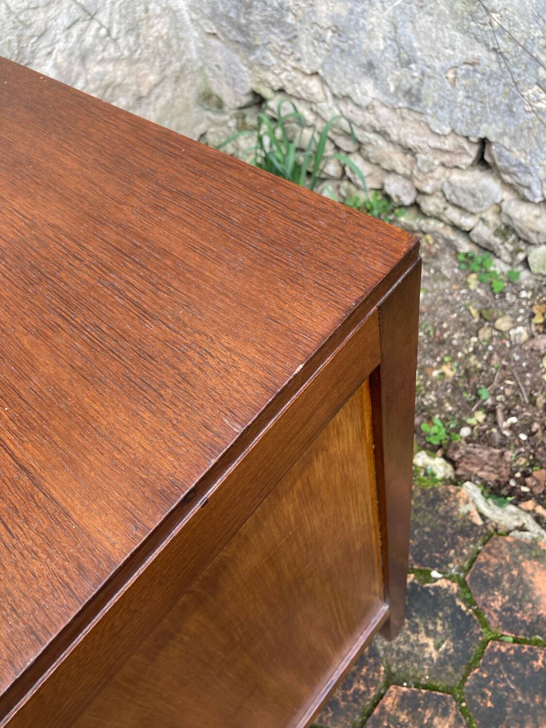 Vintage chest of drawers with tapered legs