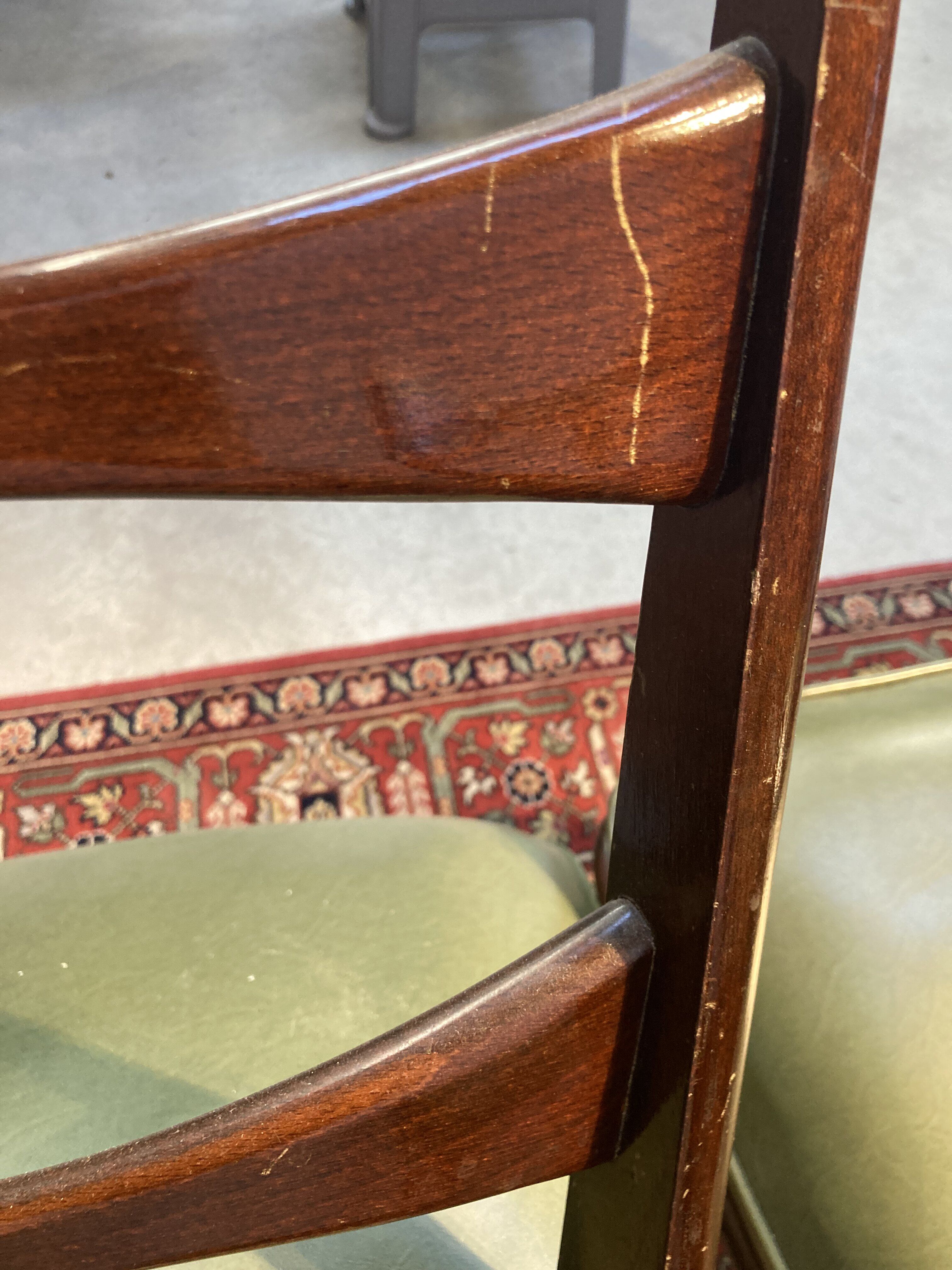 6 vintage design chairs