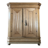 Large Frankfurt Wave Cabinet, Pine Wood, 18th Century