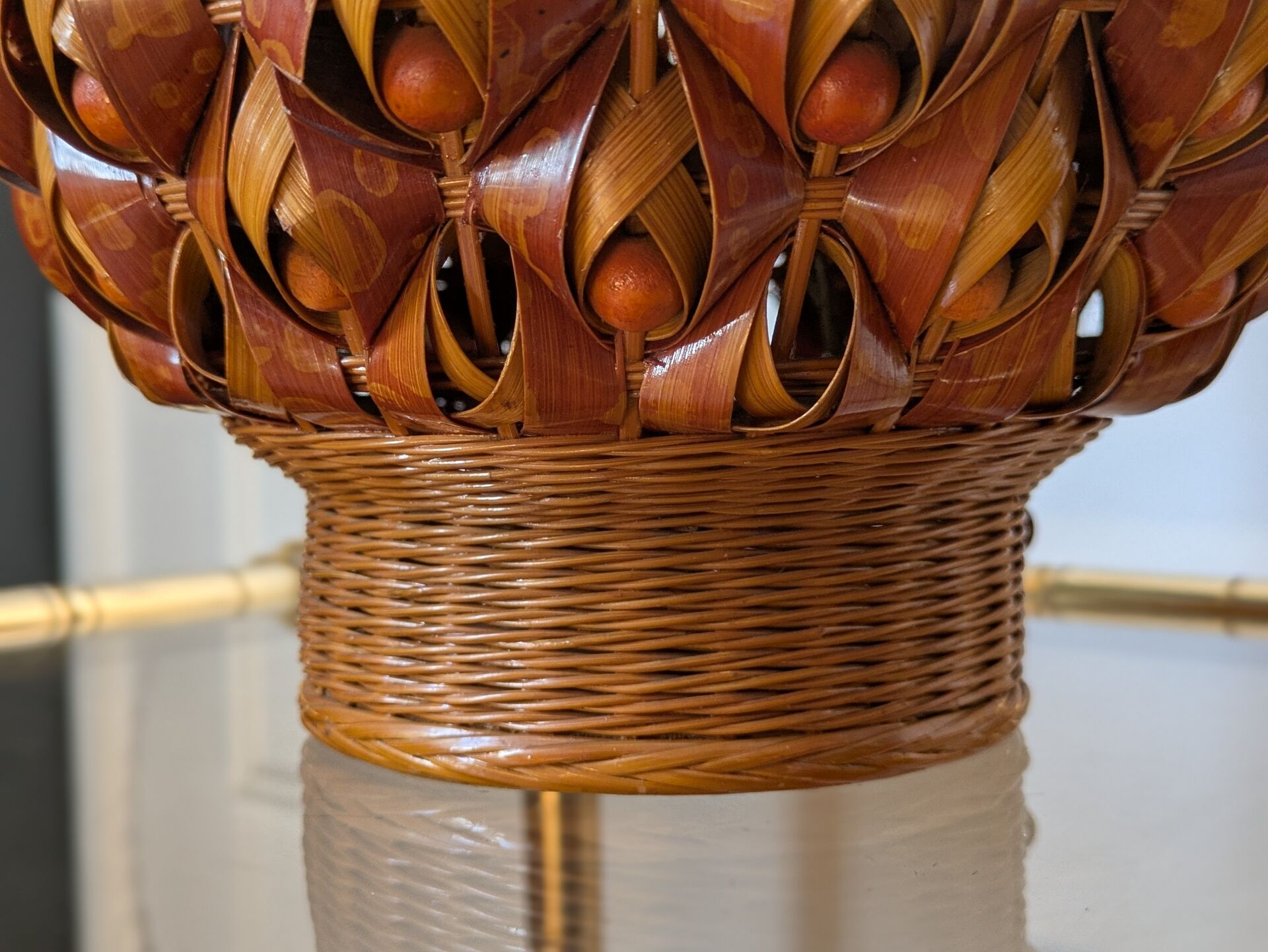 Large vintage woven lamp base in Riviera/Boho style from the 1970s.