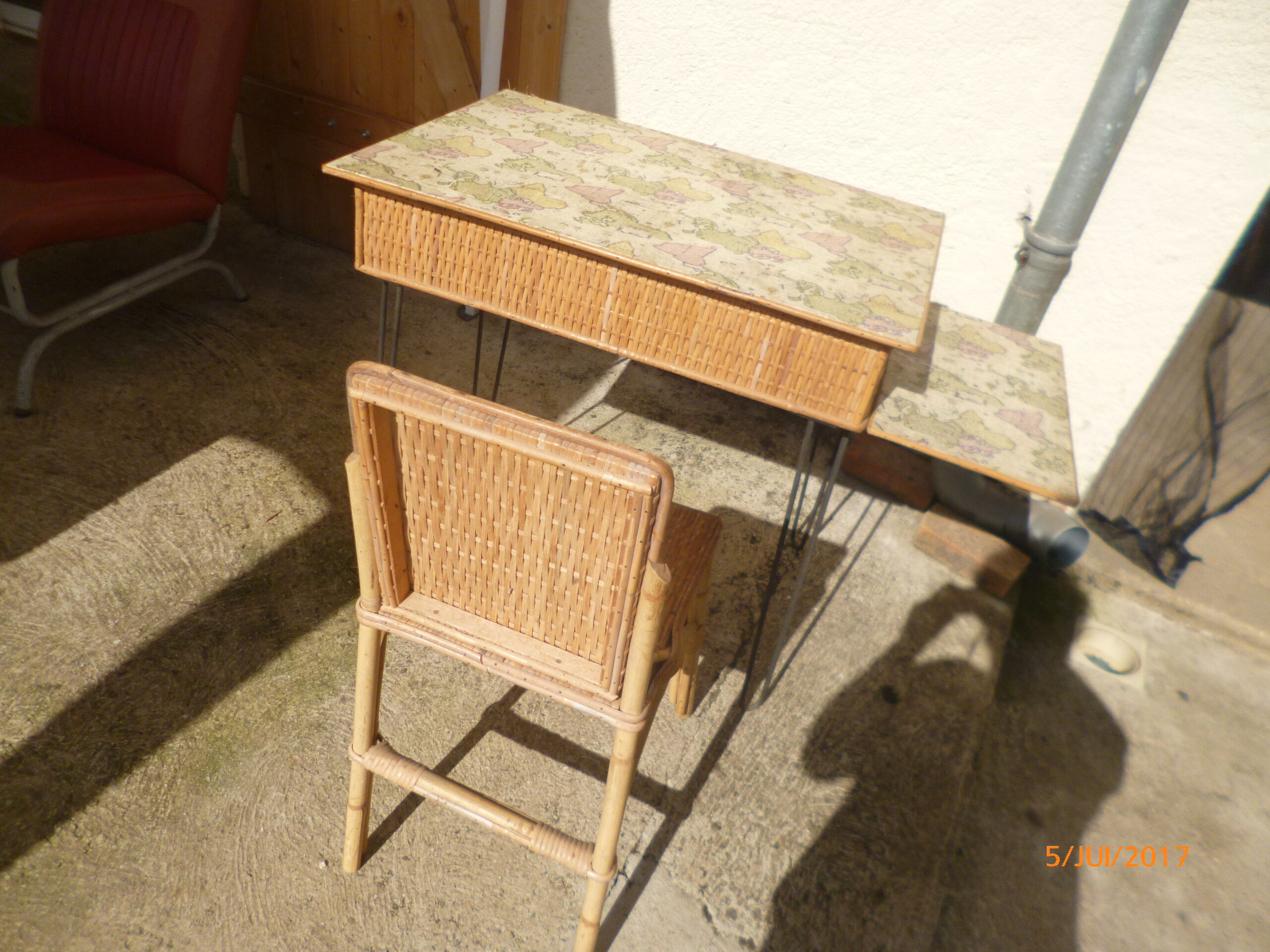 Bureau et chaise en osier et rotin 1960