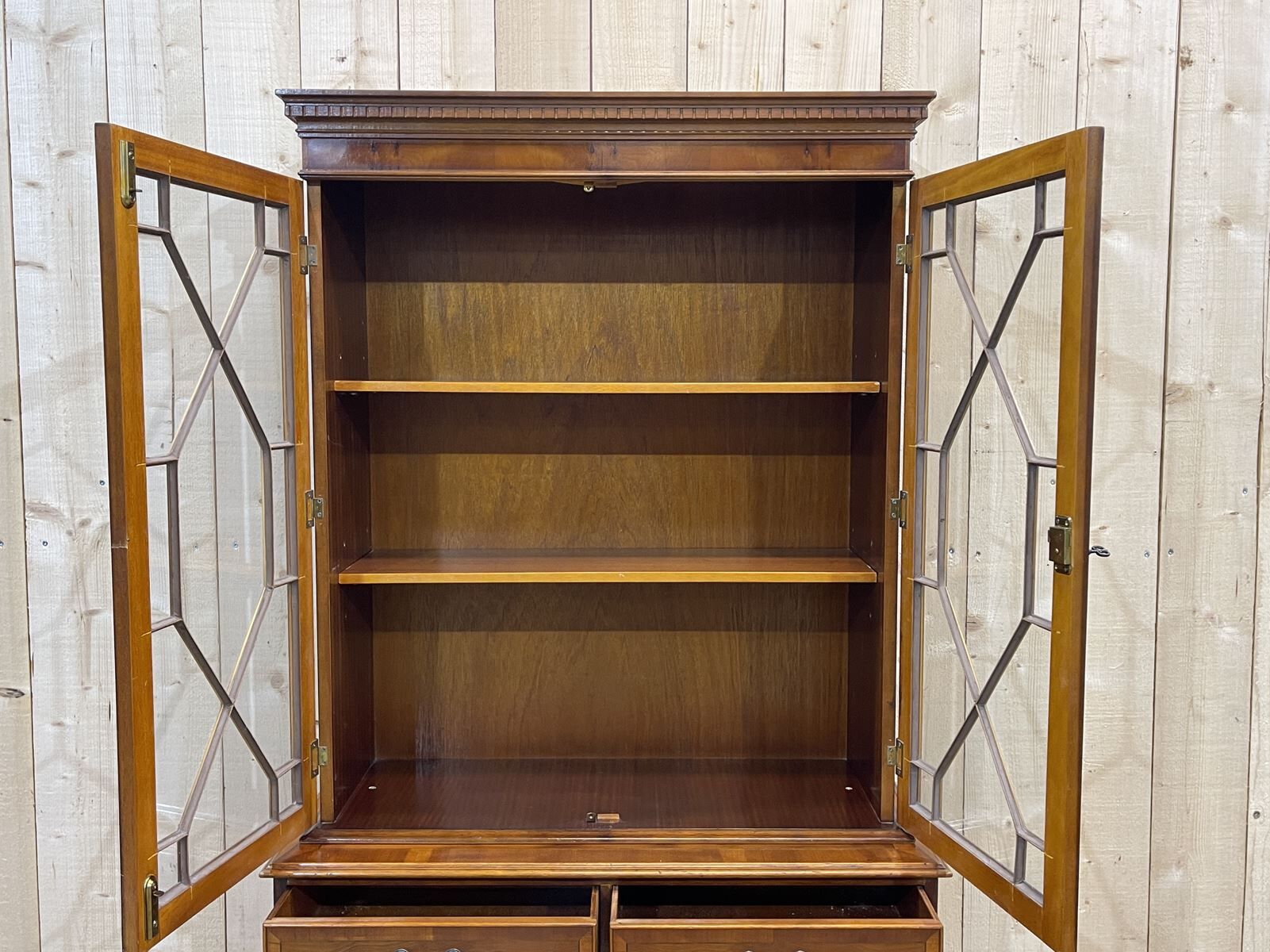 Buffet 2 English body glazed in yew - 1950s