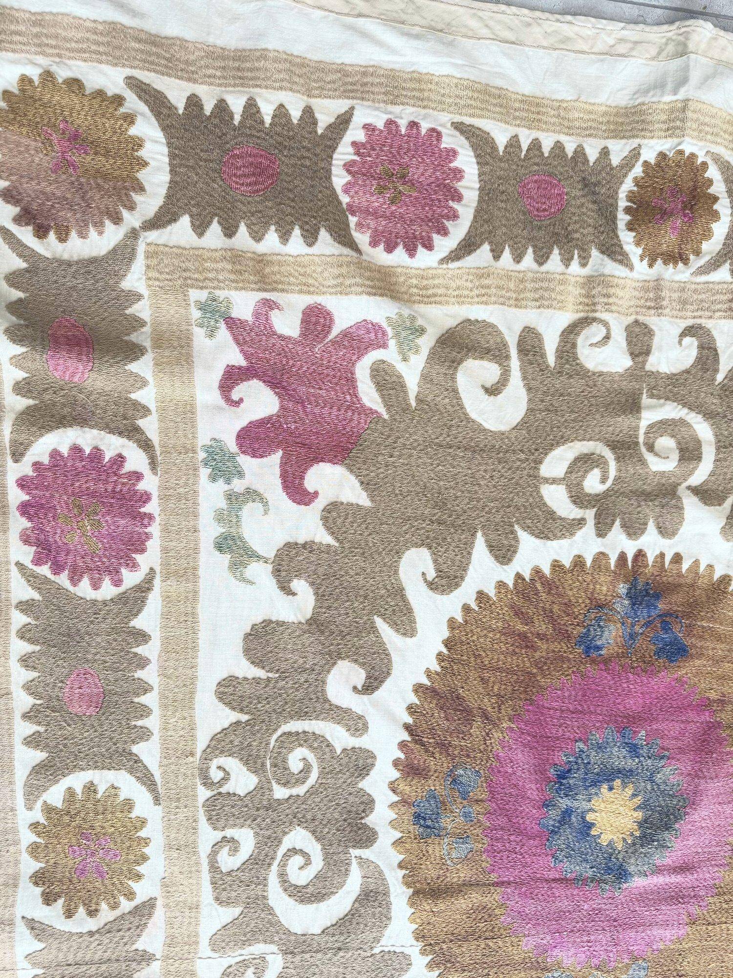 Vintage hand-embroidered tablecloth 121x133 cm