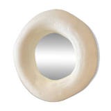 Round mirror