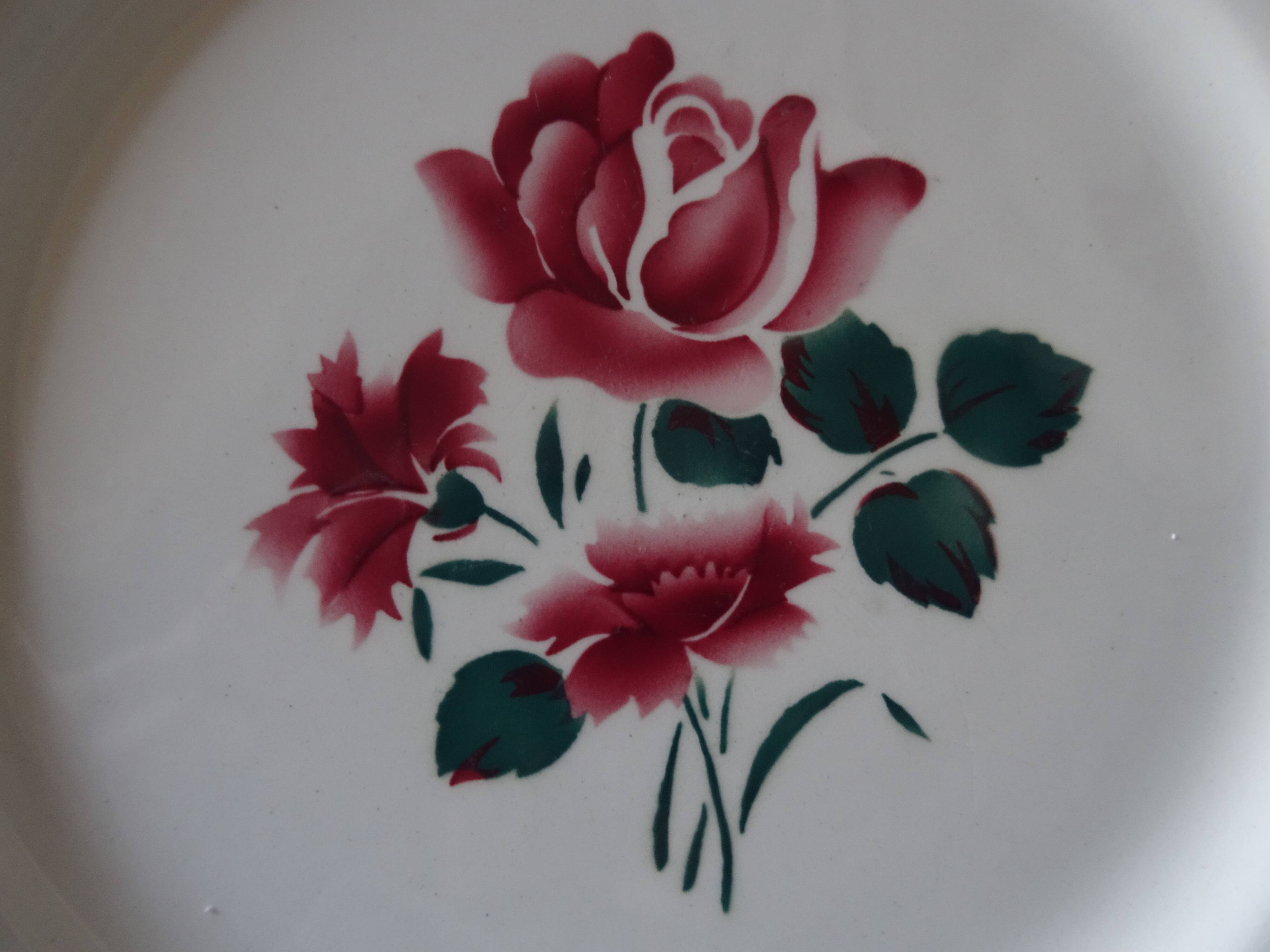 Lot of 5 vintage dessert plates
