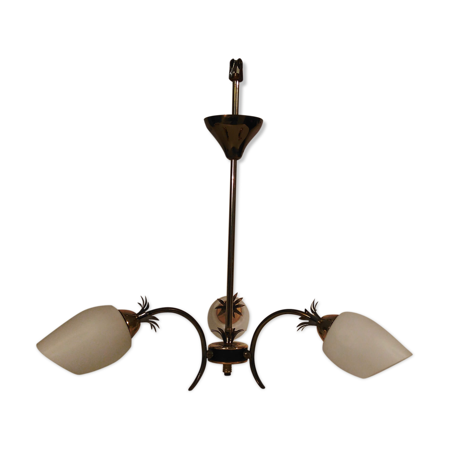 Vintage chandelier with 3 opaline globes