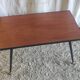Table basse moderniste en métal et bois - mid. XXeme
