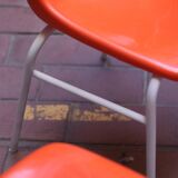 Set of 2 vintage orange chairs – Retro design